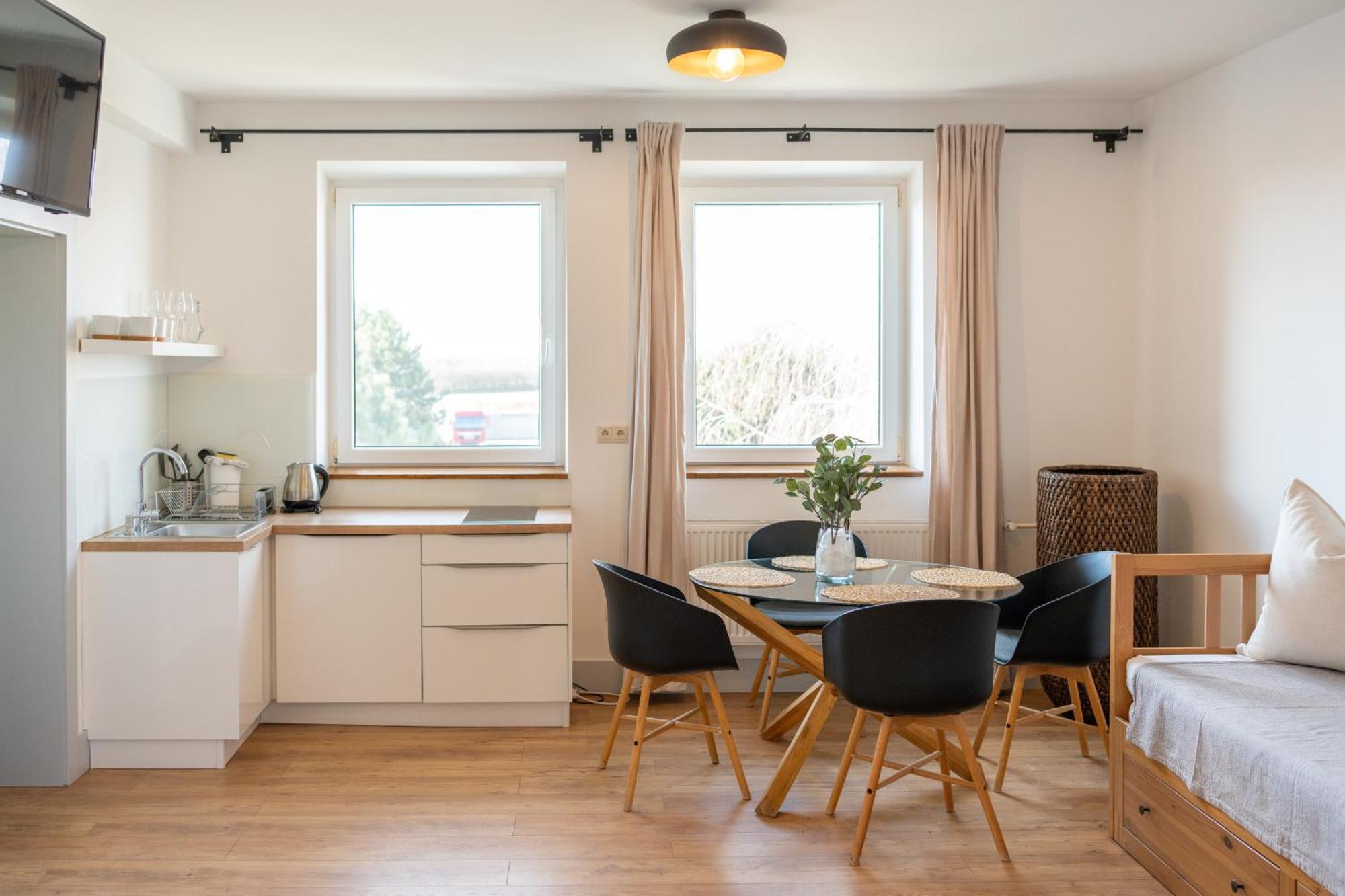 Penzionzemianskydvor 3* Surovce